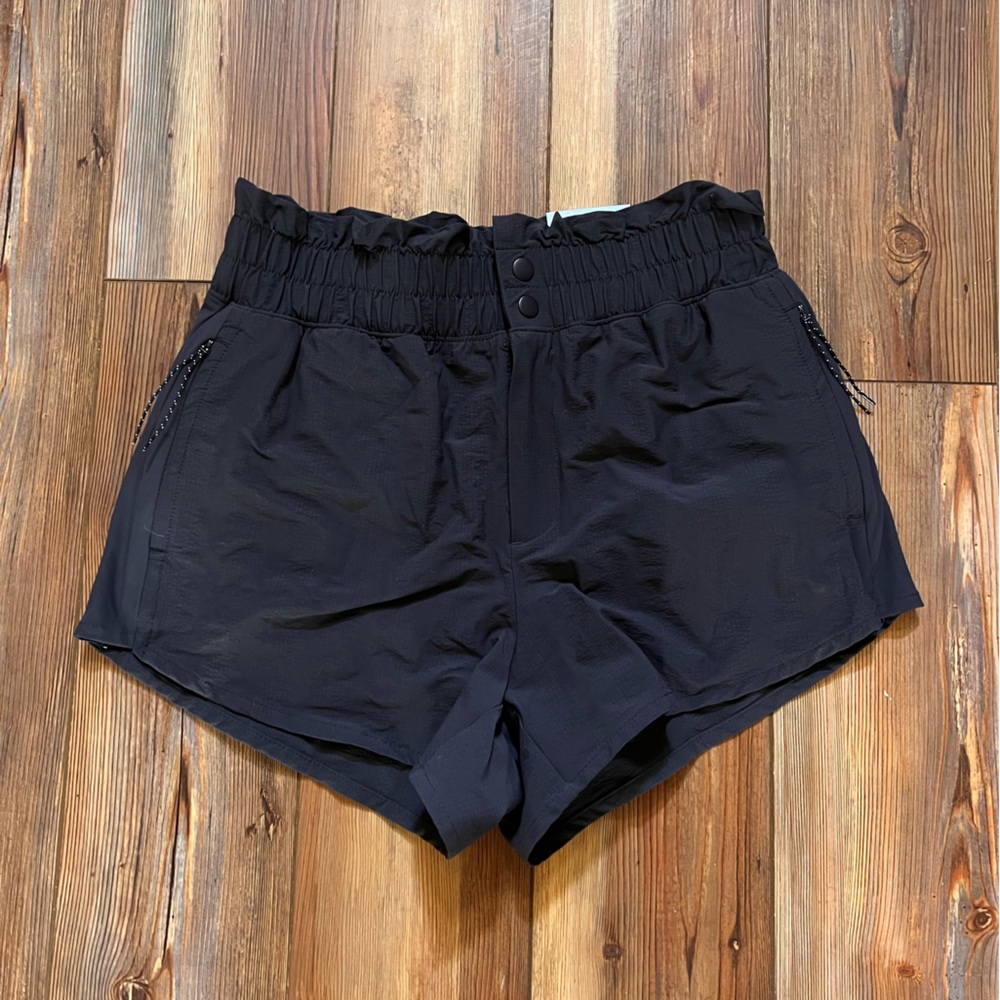 FLX High-Rise Button Athletic Shorts - Gray